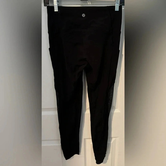 Lululemon fresh mesh run crop pockets mesh black yoga running gym  shapewear US6 - Picture 6 of 8